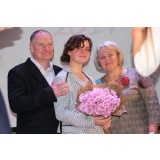 после конкурса Макарова с родителями.jpg